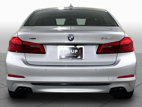 Used 2019 BMW 540i xDrive w/ Convenience Package AWD/4WD image 4