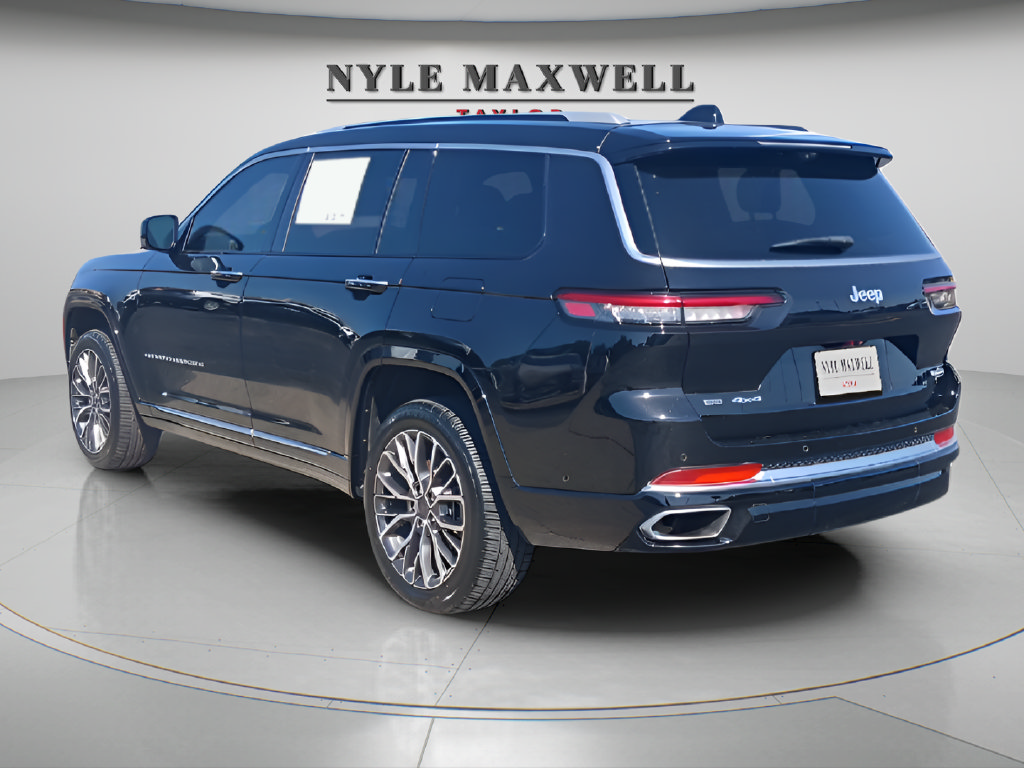 Used 2023 Jeep Grand Cherokee L Summit AWD/4WD image 14