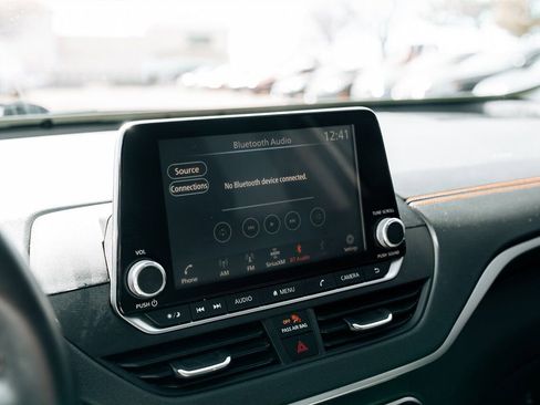 Used 2019 Nissan Altima 2.5 SR w/ SR Premium Package image 27