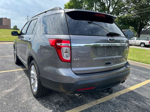 Used 2013 Ford Explorer XLT FWD image 3