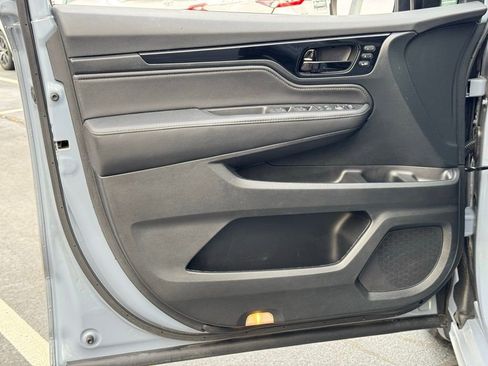 Used 2023 Honda Odyssey Touring image 26