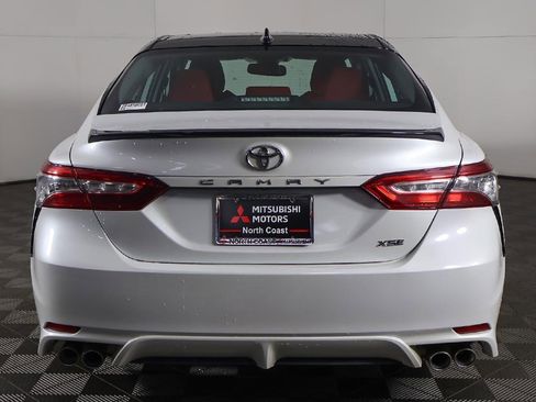 Used 2019 Toyota Camry XSE image 12