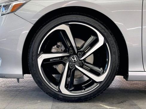 Used 2019 Honda Accord Sport image 7