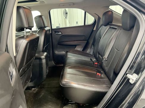 Used 2017 Chevrolet Equinox LT FWD image 18