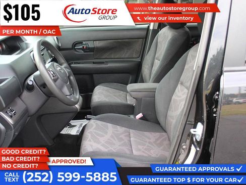 Used 2014 Scion xB FWD image 12