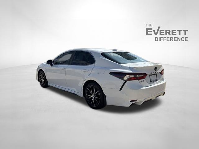 Used 2023 Toyota Camry SE FWD image 5
