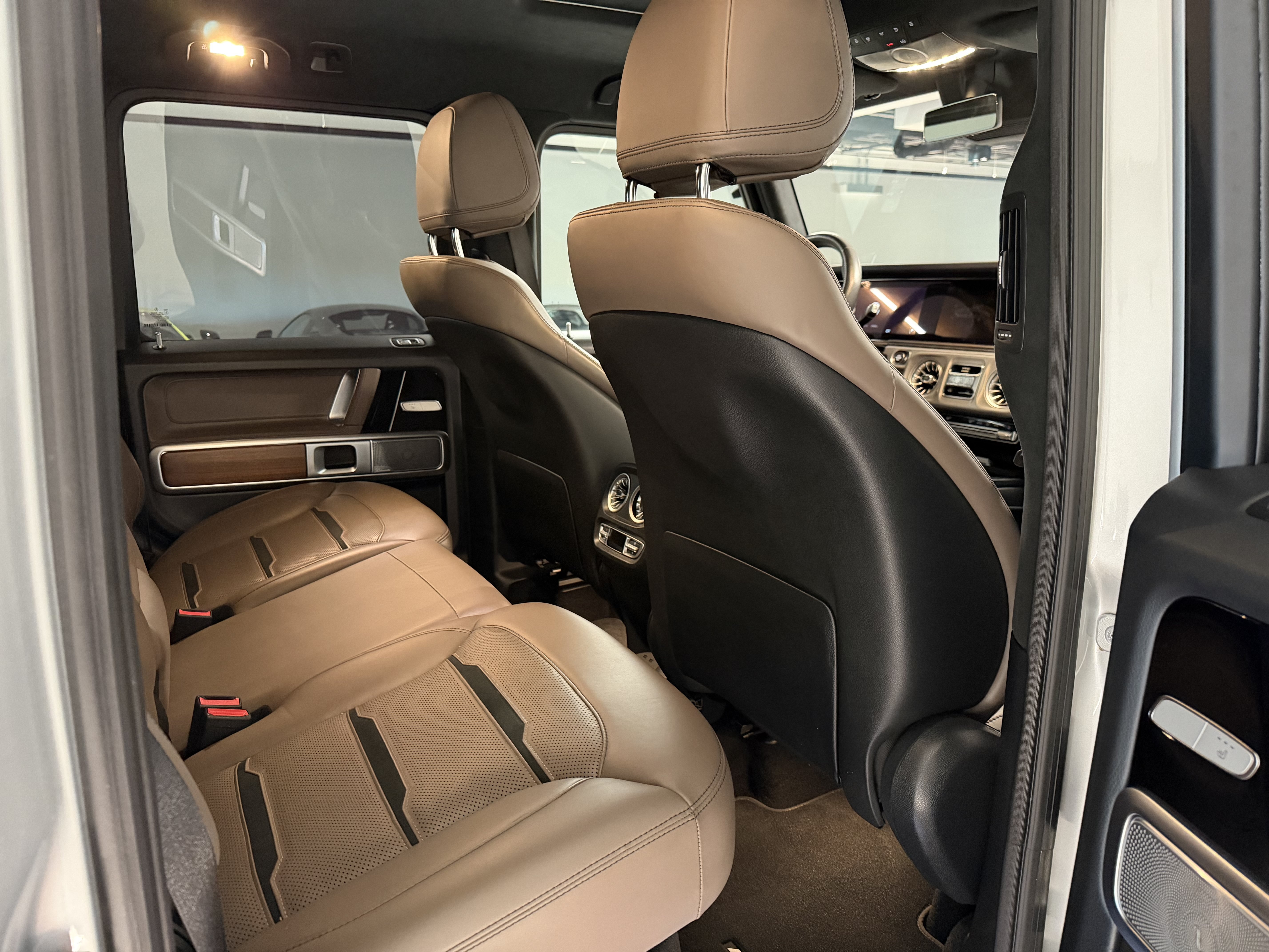 Used 2025 Mercedes-Benz G 63 AMG 4MATIC image 52