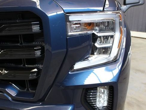 Used 2021 GMC Sierra 1500 Elevation w/ X31 Off-Road Package AWD/4WD image 5