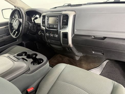 Used 2017 RAM 2500 SLT AWD/4WD image 11