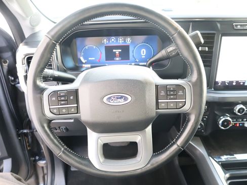 Used 2024 Ford F250 Lariat image 30