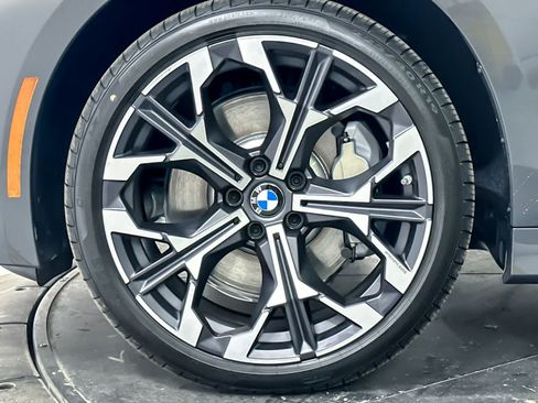 Used 2026 BMW 330i xDrive Sedan w/ Premium Package AWD/4WD image 24