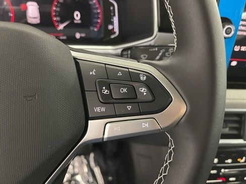 New 2026 Volkswagen Taos SEL image 17