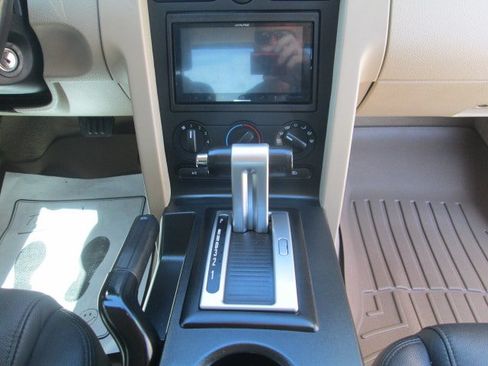 Used 2007 Ford Mustang GT Premium RWD image 16