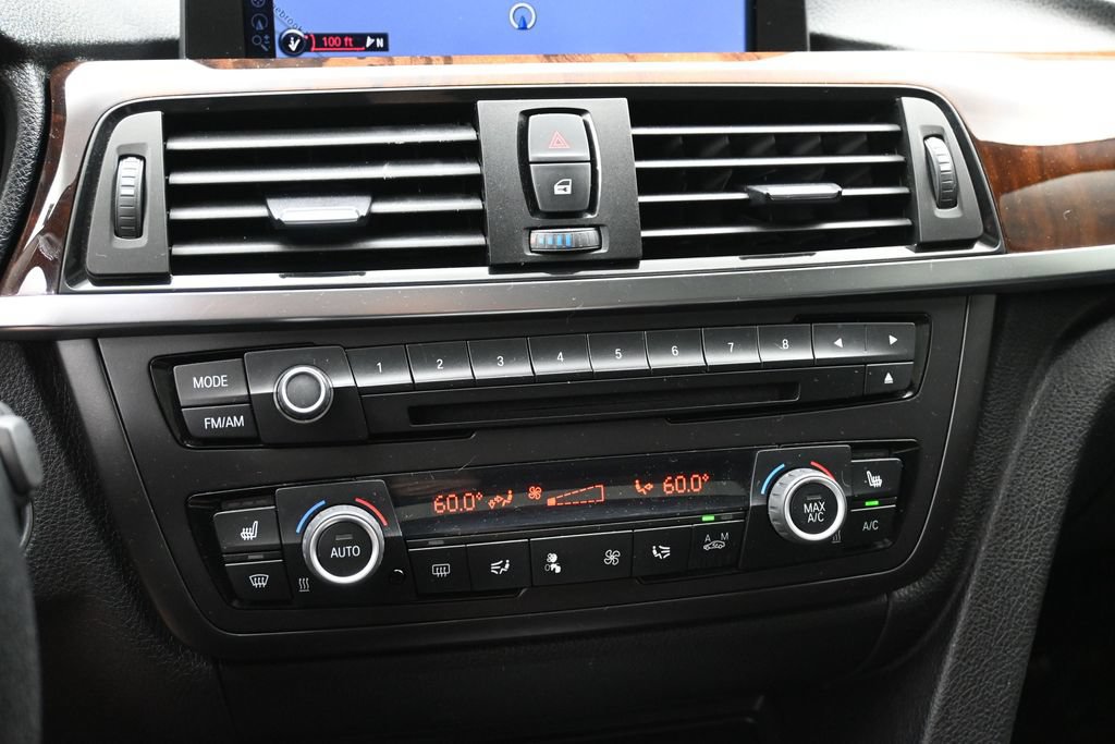 Used 2013 BMW 328i xDrive Sedan AWD/4WD image 14