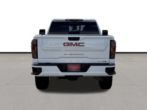 Used 2024 GMC Sierra 2500 AT4 w/ AT4 Premium Plus Package AWD/4WD image 6