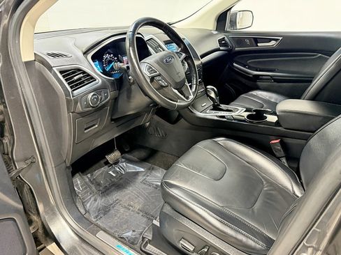 Used 2016 Ford Edge Titanium w/ Technology Package image 15
