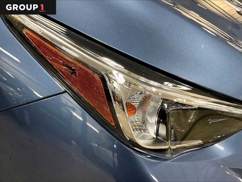 Certified 2024 Subaru Crosstrek 2.0i image 26