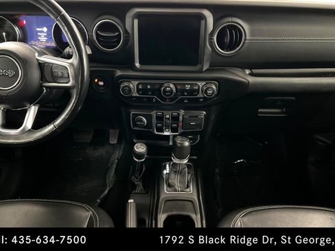 Used 2022 Jeep Wrangler Unlimited Sahara w/ Cold Weather Group image 13