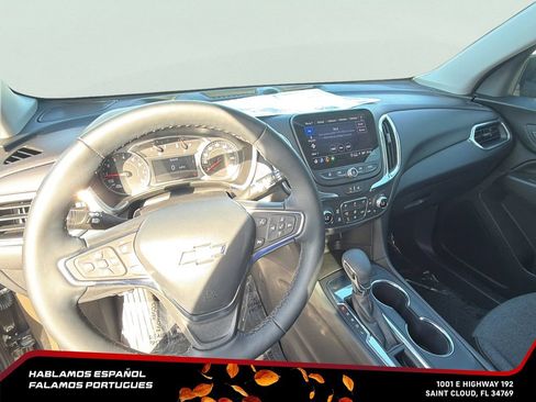 Used 2024 Chevrolet Equinox LT FWD image 18