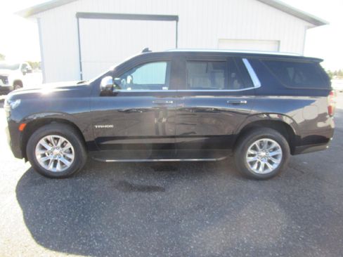 Certified 2024 Chevrolet Tahoe Premier w/ Premium Package image 8