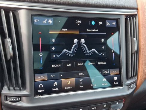 Used 2022 Maserati Levante GT AWD/4WD image 18