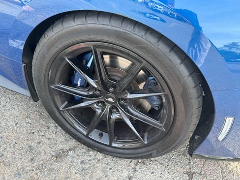 Used 2024 Ford Mustang GT Premium image 7