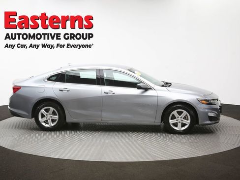 Used 2023 Chevrolet Malibu LT FWD image 45
