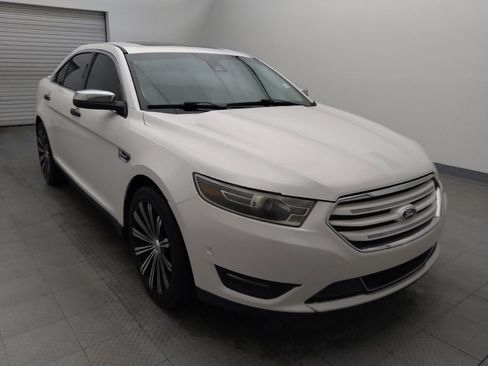 Used 2015 Ford Taurus Limited w/ Equipment Group 301A image 13