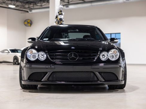 Used 2008 Mercedes-Benz CLK 63 AMG Black Series image 2