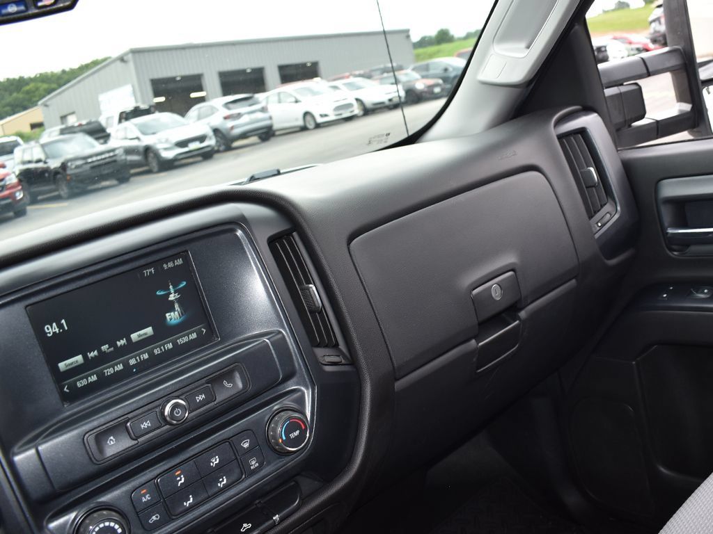 Used 2019 Chevrolet Silverado 2500 W/T w/ WT Convenience Package AWD/4WD image 16