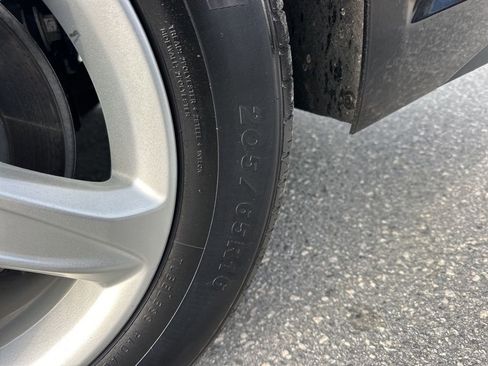 Used 2024 Chevrolet Malibu LT image 30