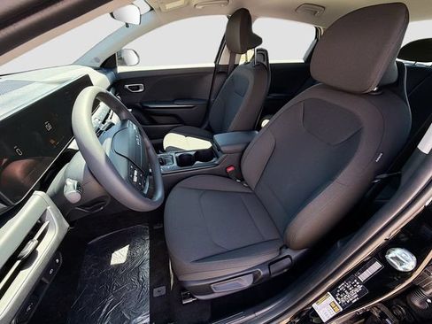 New 2026 Kia K4 FWD image 19