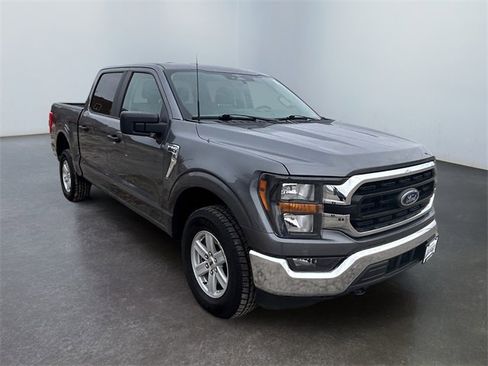 Used 2023 Ford F150 XLT image 7