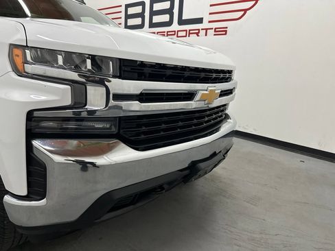 Used 2022 Chevrolet Silverado 1500 LT w/ Bed Protection Package AWD/4WD image 2