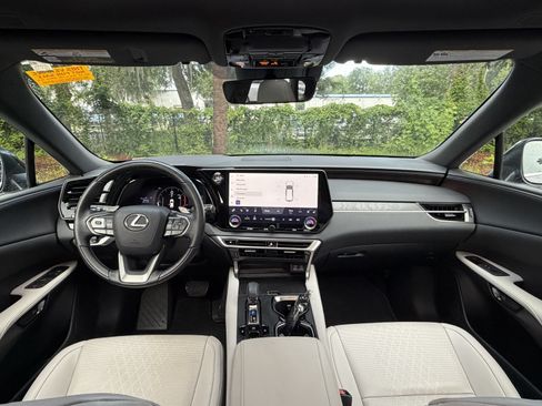 Used 2025 Lexus RX 350 Premium Plus FWD image 36