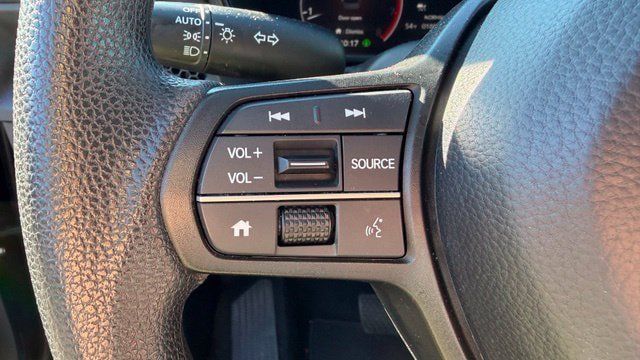 Used 2023 Honda CR-V EX image 16