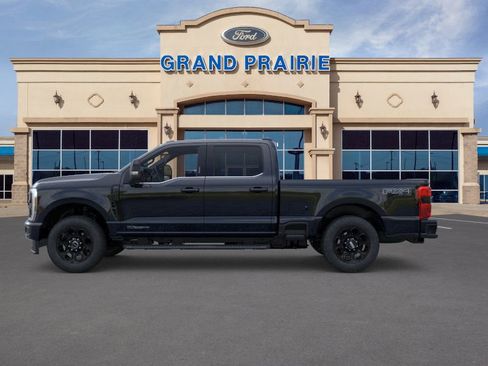New 2026 Ford F350 Lariat w/ Black Appearance Package image 3