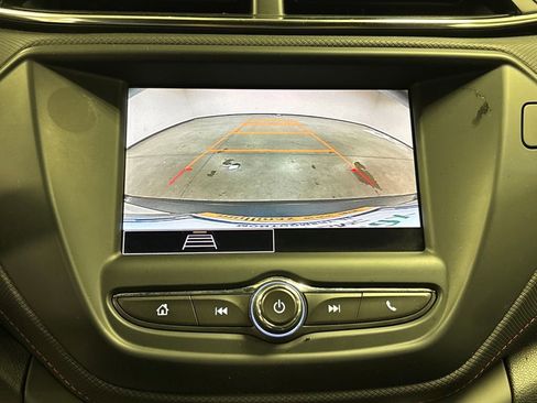 Used 2023 Chevrolet TrailBlazer RS image 38