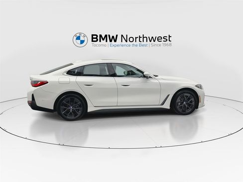 New 2026 BMW i4 xDrive40i w/ Parking Assistance Package image 4