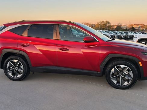 Certified 2025 Hyundai Tucson SEL image 13