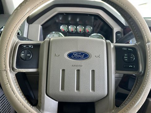 Used 2010 Ford F350 4x4 Crew Cab Super Duty image 22