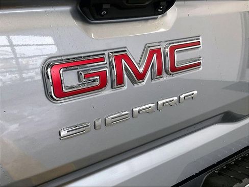 Used 2024 GMC Sierra 1500 Pro w/ Graphite Edition AWD/4WD image 27