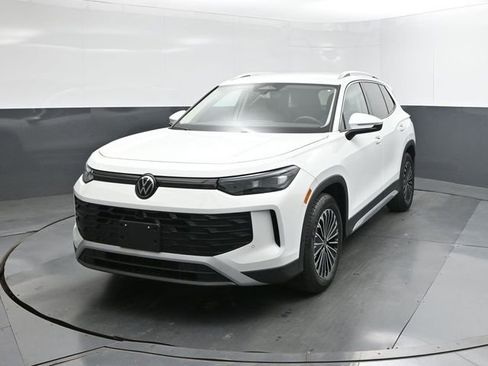 New 2026 Volkswagen Tiguan S image 30