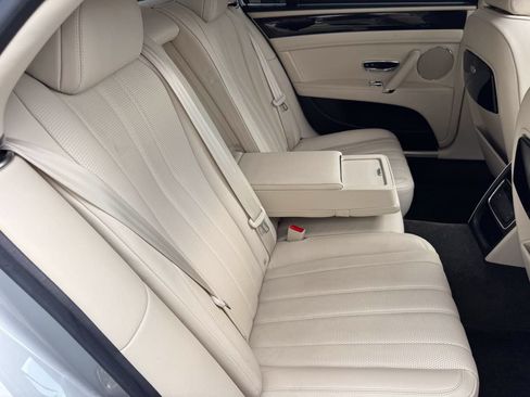 Used 2015 Bentley Flying Spur V8 AWD/4WD image 21