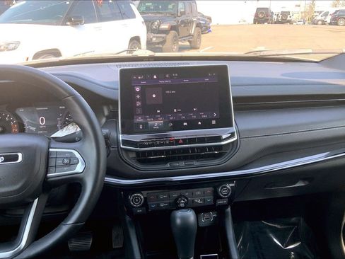 Certified 2022 Jeep Compass Altitude w/ Sun and Sound Group image 6