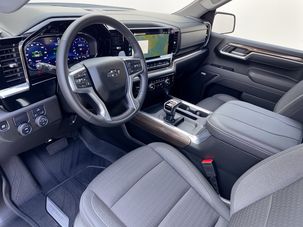 Used 2025 Chevrolet Silverado 1500 RST w/ Texas Edition Plus RWD image 4