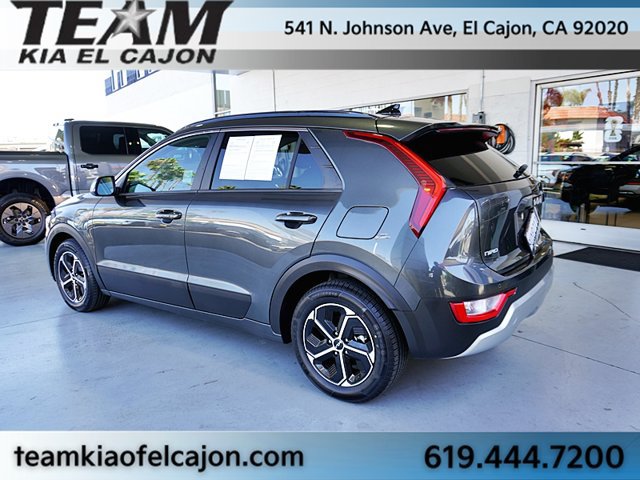 Certified 2025 Kia Niro EX FWD image 7