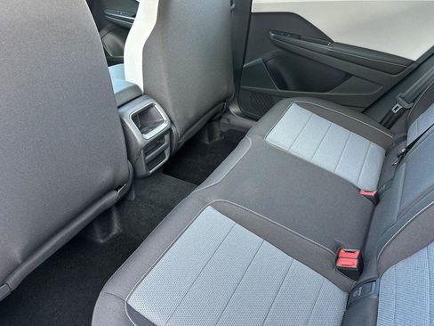 New 2026 Volkswagen Taos S AWD/4WD image 11