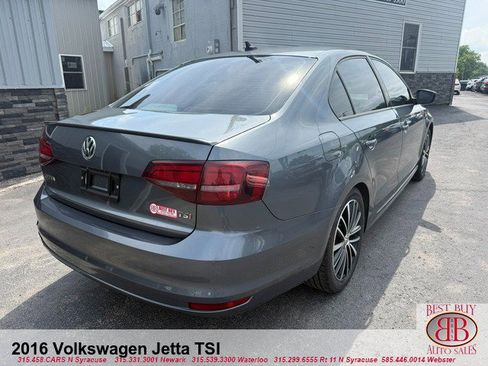 Used 2016 Volkswagen Jetta Sport FWD image 7