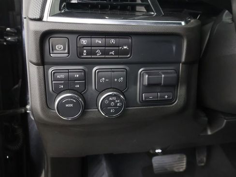 Used 2025 Chevrolet Tahoe RST w/ Comfort Package AWD/4WD image 45